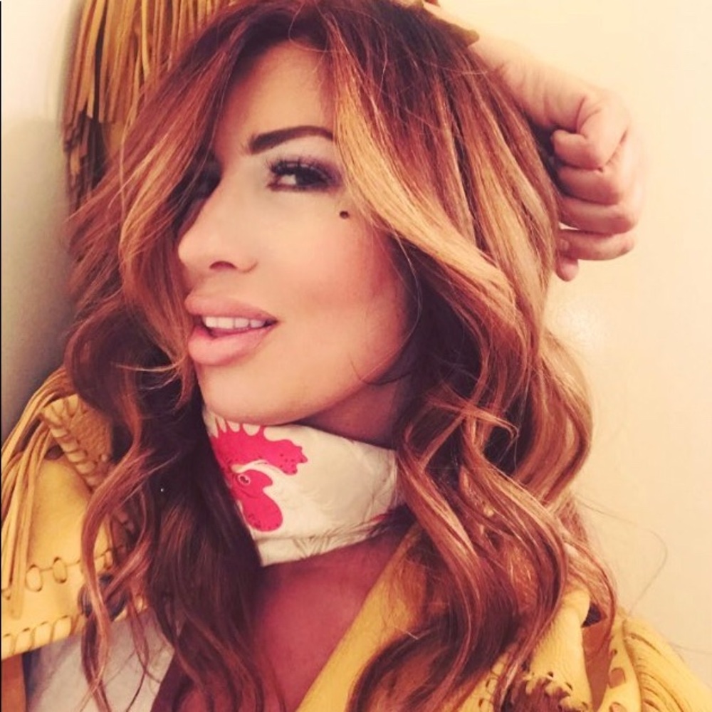 Meet your Posher, Alisa